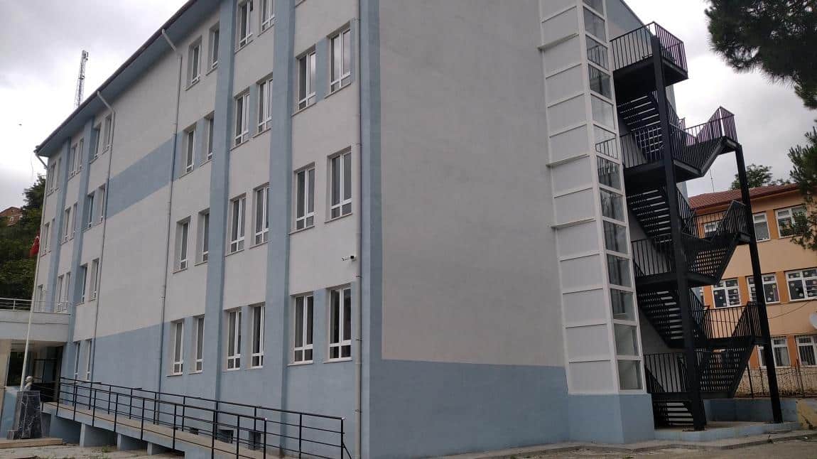 Ayvacık Mesleki ve Teknik Anadolu Lisesi Fotoğrafı